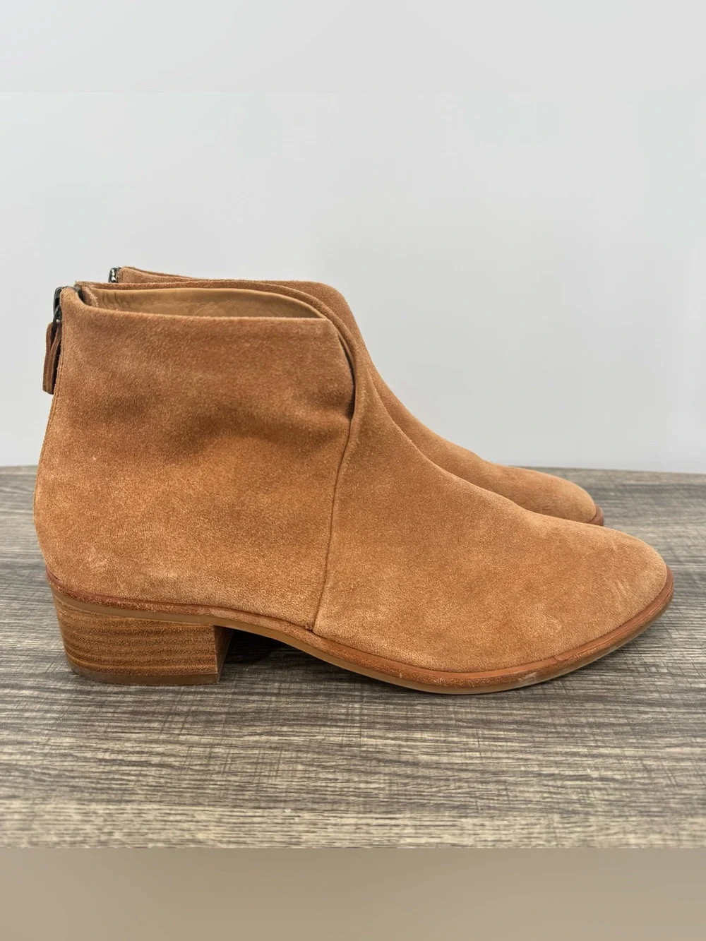 Soludos venetian suede
